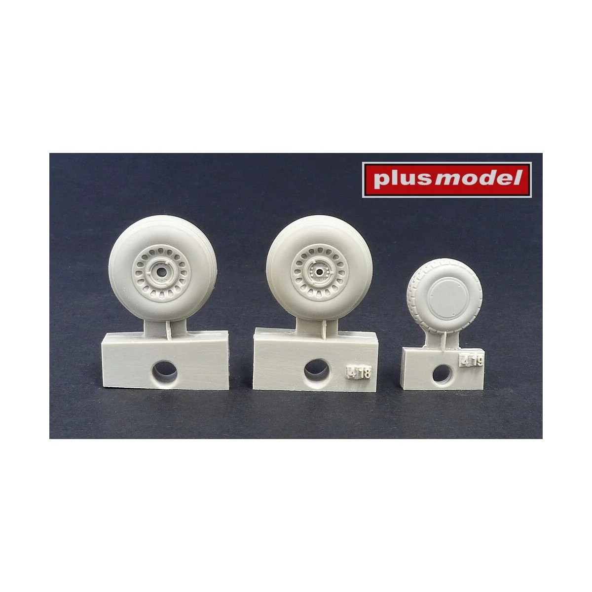 B-26 Marauder wheels early growed, 1/48 - Plus model AL4093 B-26 Marauder wheels early growed, 1/48 - Plus model AL4093