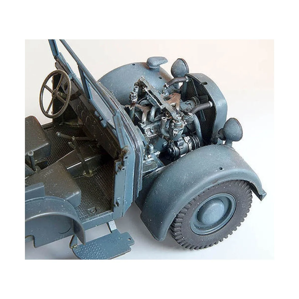 Horch Kfz.15 Motoren Set, 1/35 - Plus model 177