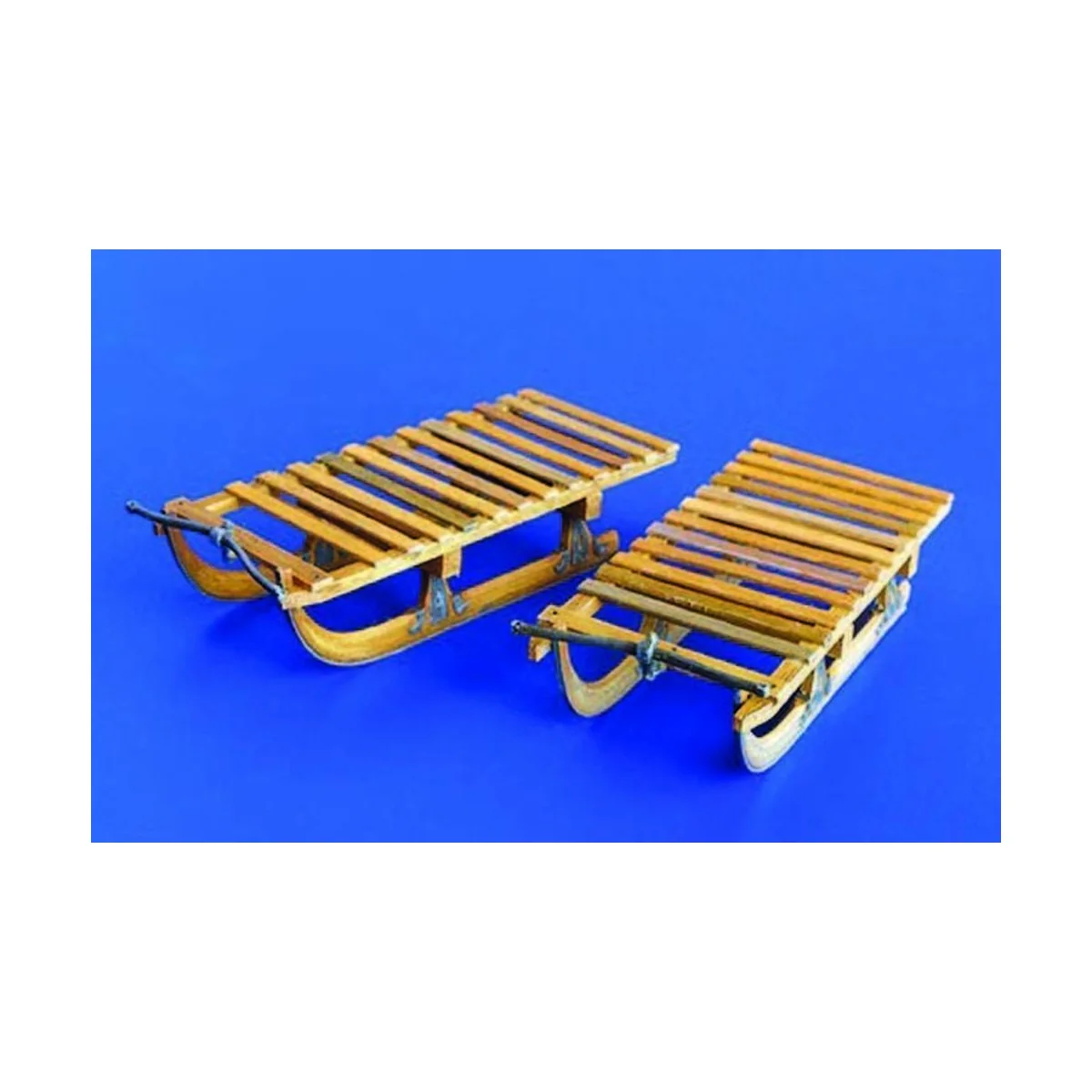 Deutsche Schlitten - Plus model 213