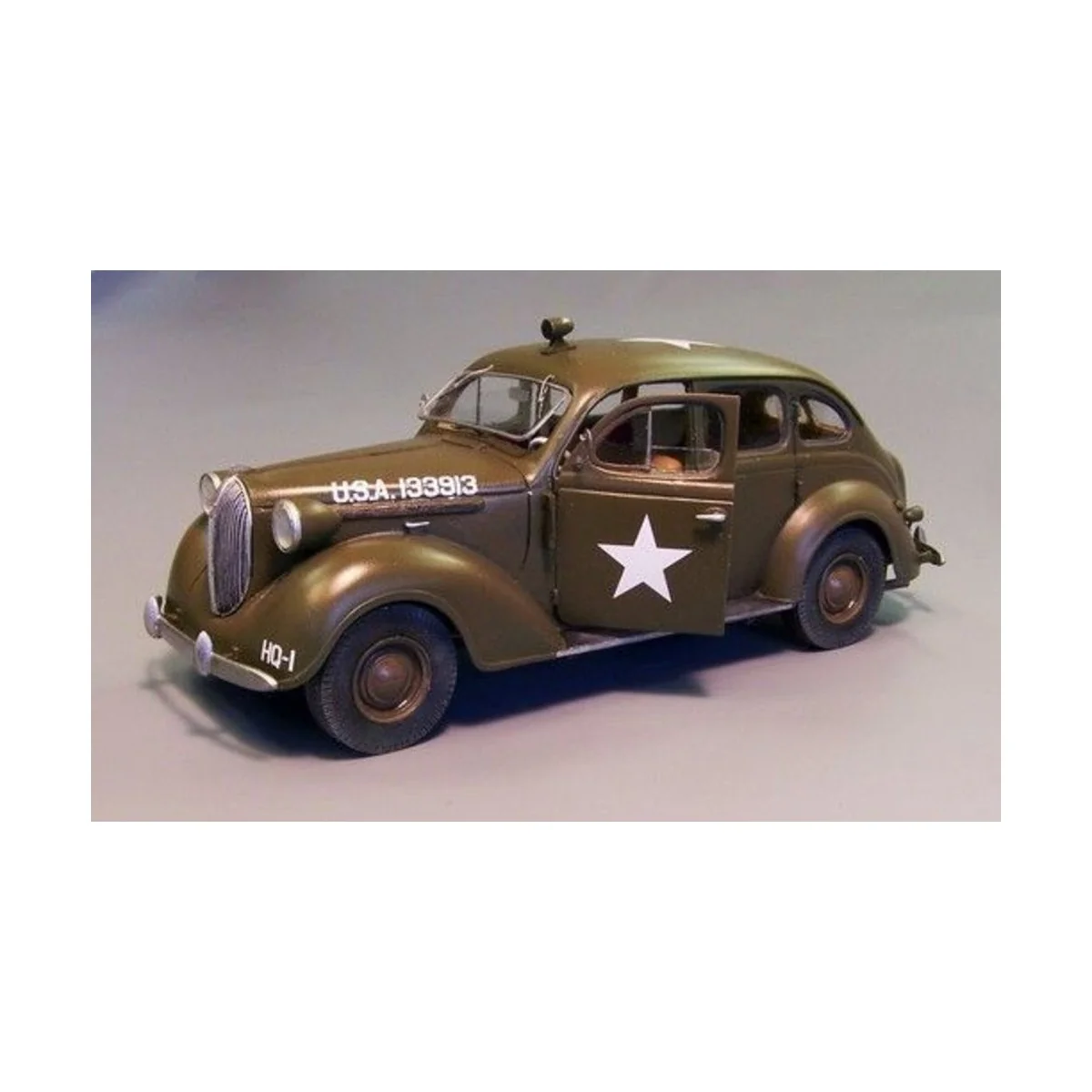 US staff car - Plus model 300