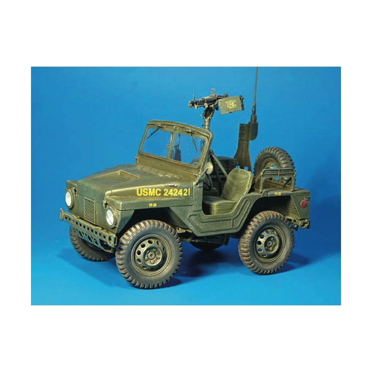 M422 Kommandot Fahrzeug, 1/35 - Plus model 312