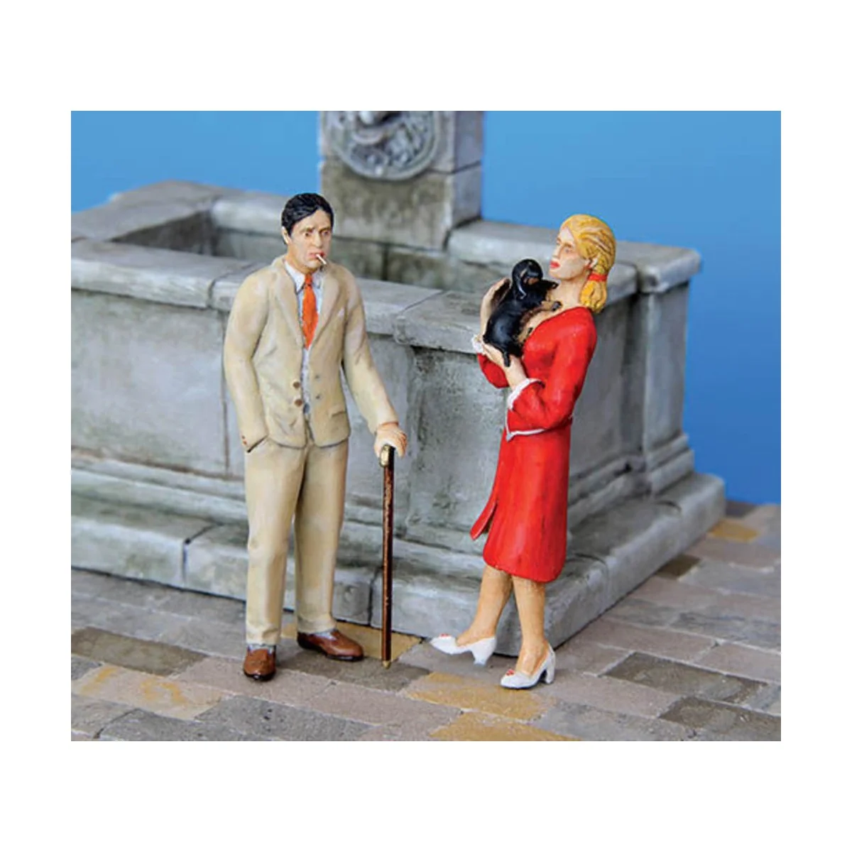 Treffen auf der Promenade - Plus model 329