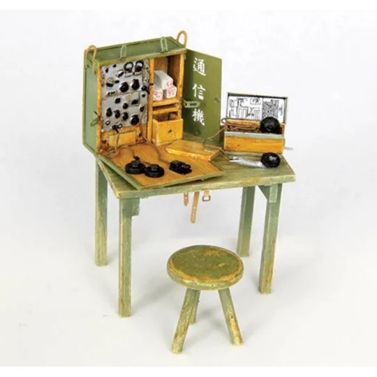 Japanische Funk-Station, 1/35 - Plus model 339