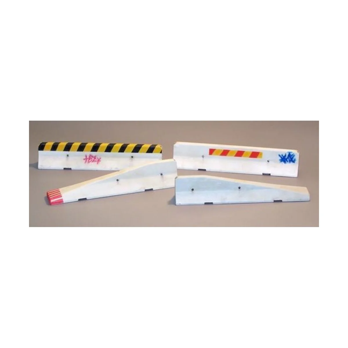 Straßensperren - lang - Plus model 369