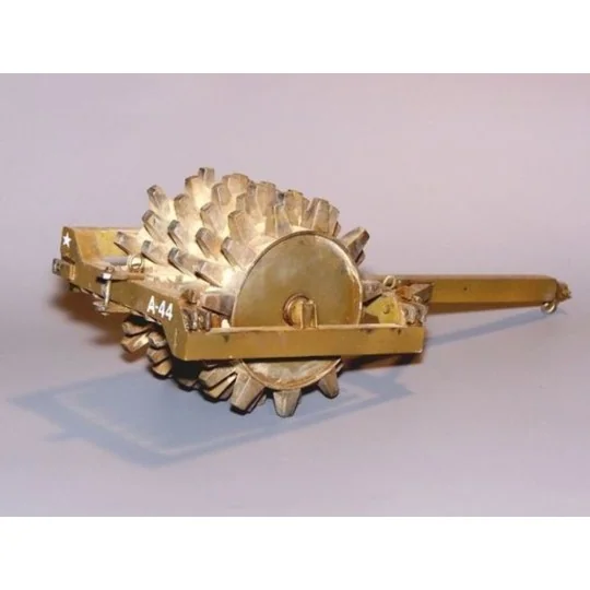 U.S. Schaffußwalze Modell W-2, 1/35 - Plus model 371 U.S. Schaffußwalze Modell W-2, 1/35 - Plus model 371