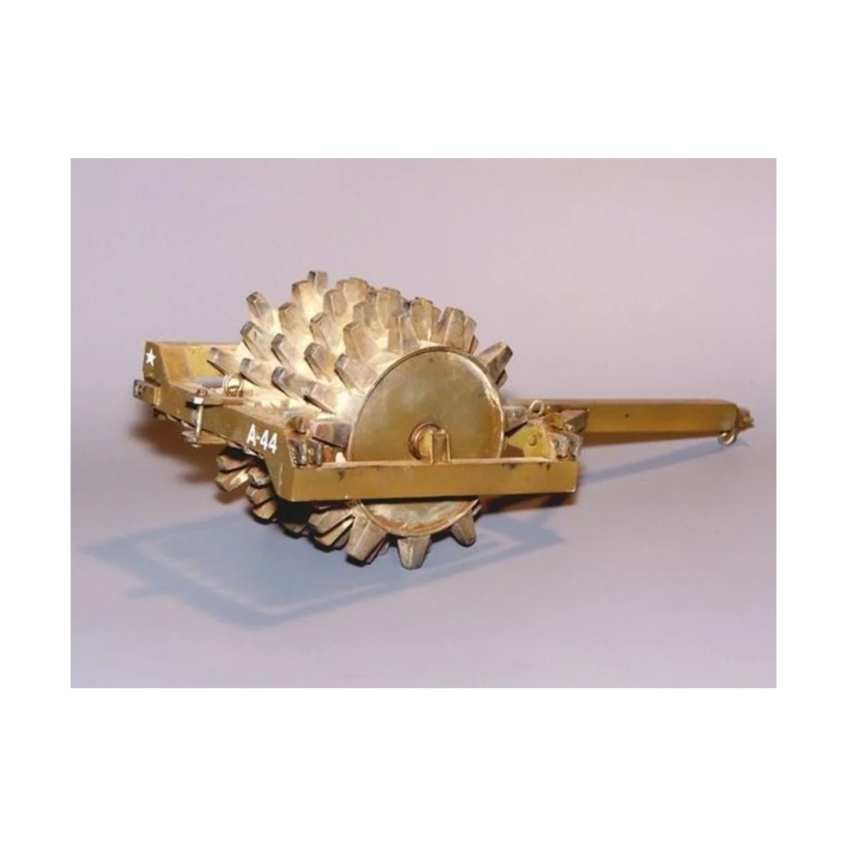 U.S. Schaffußwalze Modell W-2, 1/35 - Plus model 371 U.S. Schaffußwalze Modell W-2, 1/35 - Plus model 371