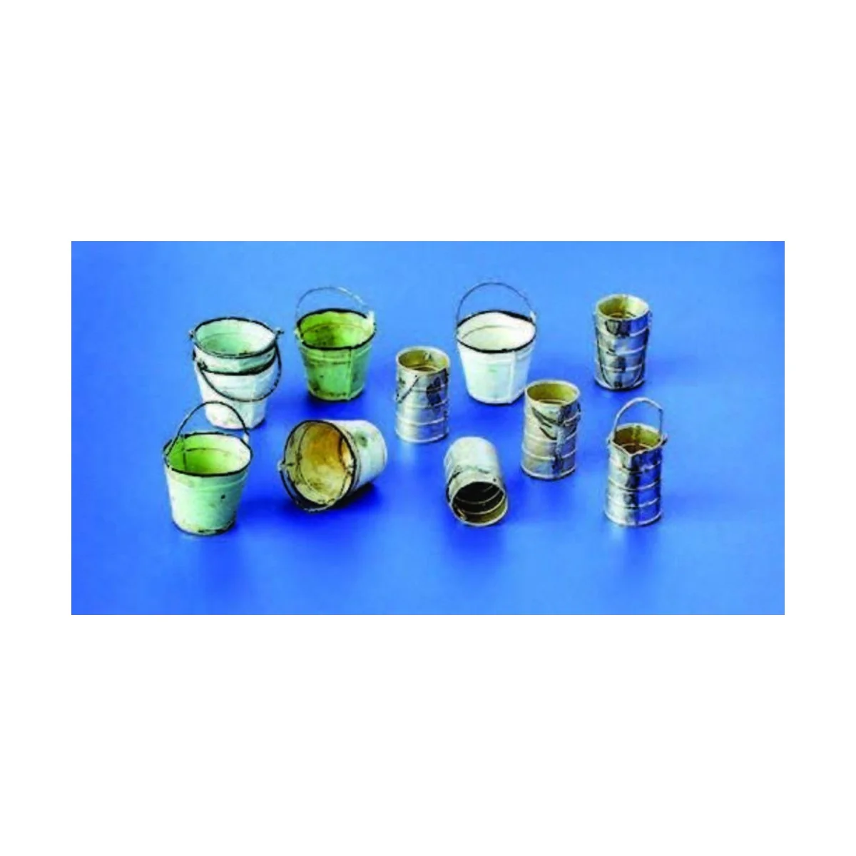 Metalleimer und Dosen, 1/48 - Plus model 4029