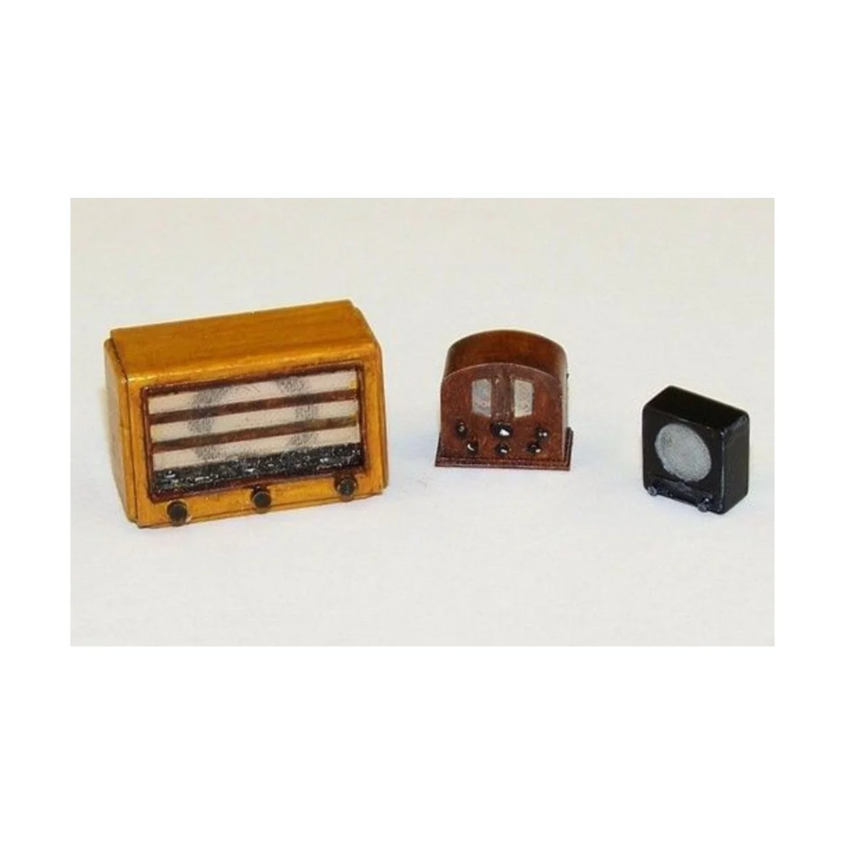 Old radios, 1/35 - Plus model EL031