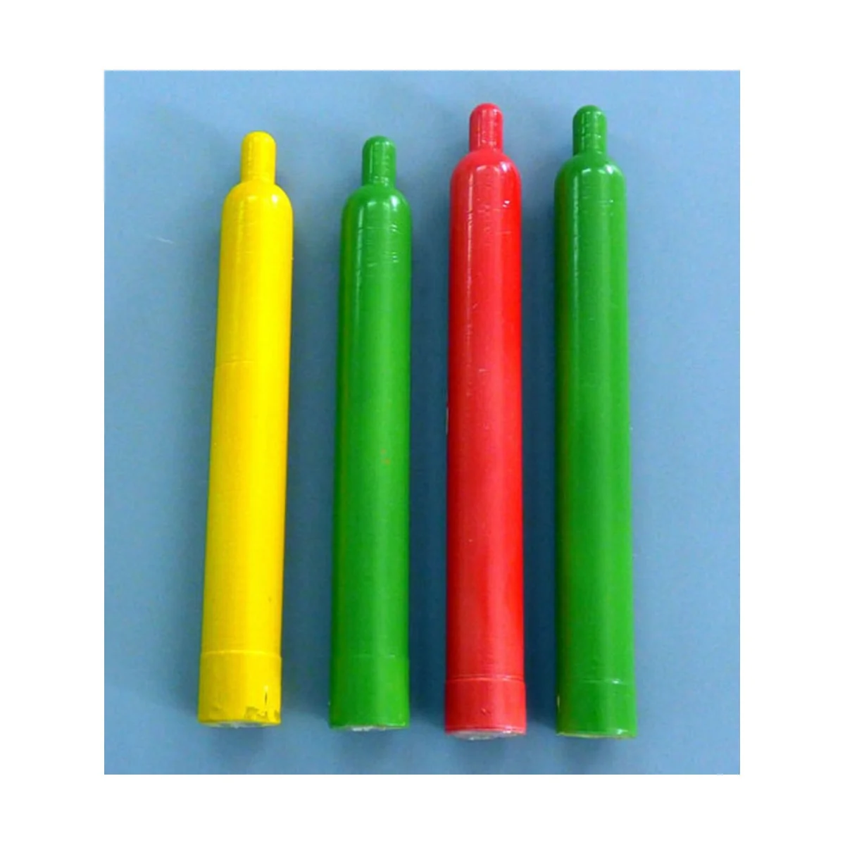 Gas bottles, 1/35 - Plus model EL060