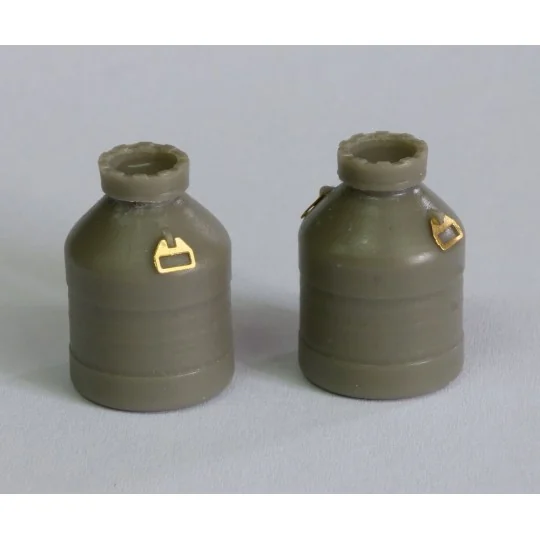 Plastic barrels, 1/35 - Plus model EL068