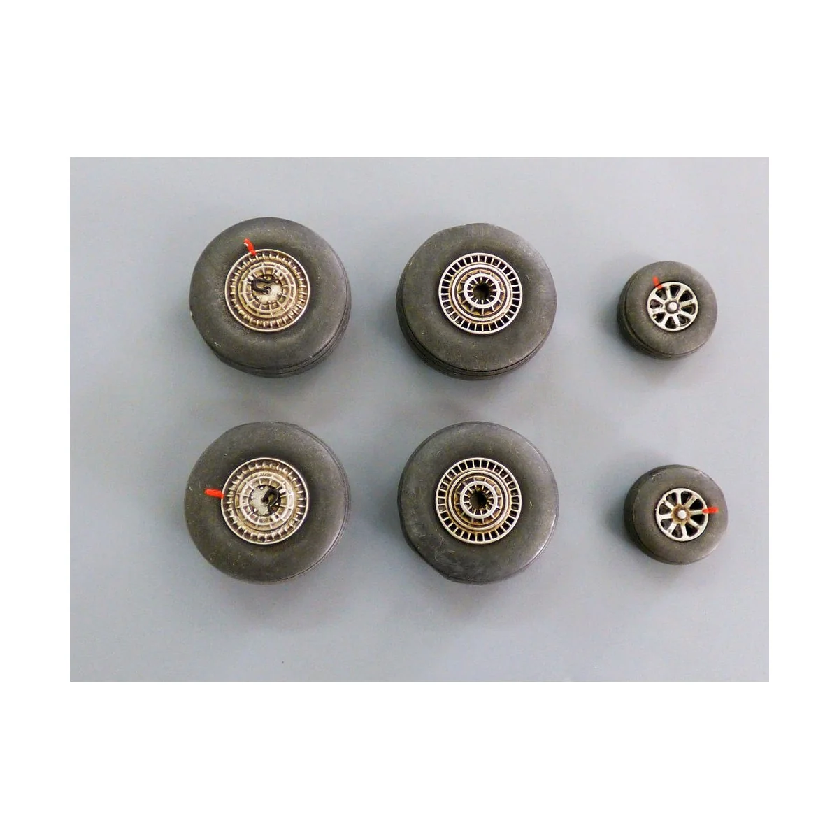 Wheels for L749 Constelation - Plus model AL7025