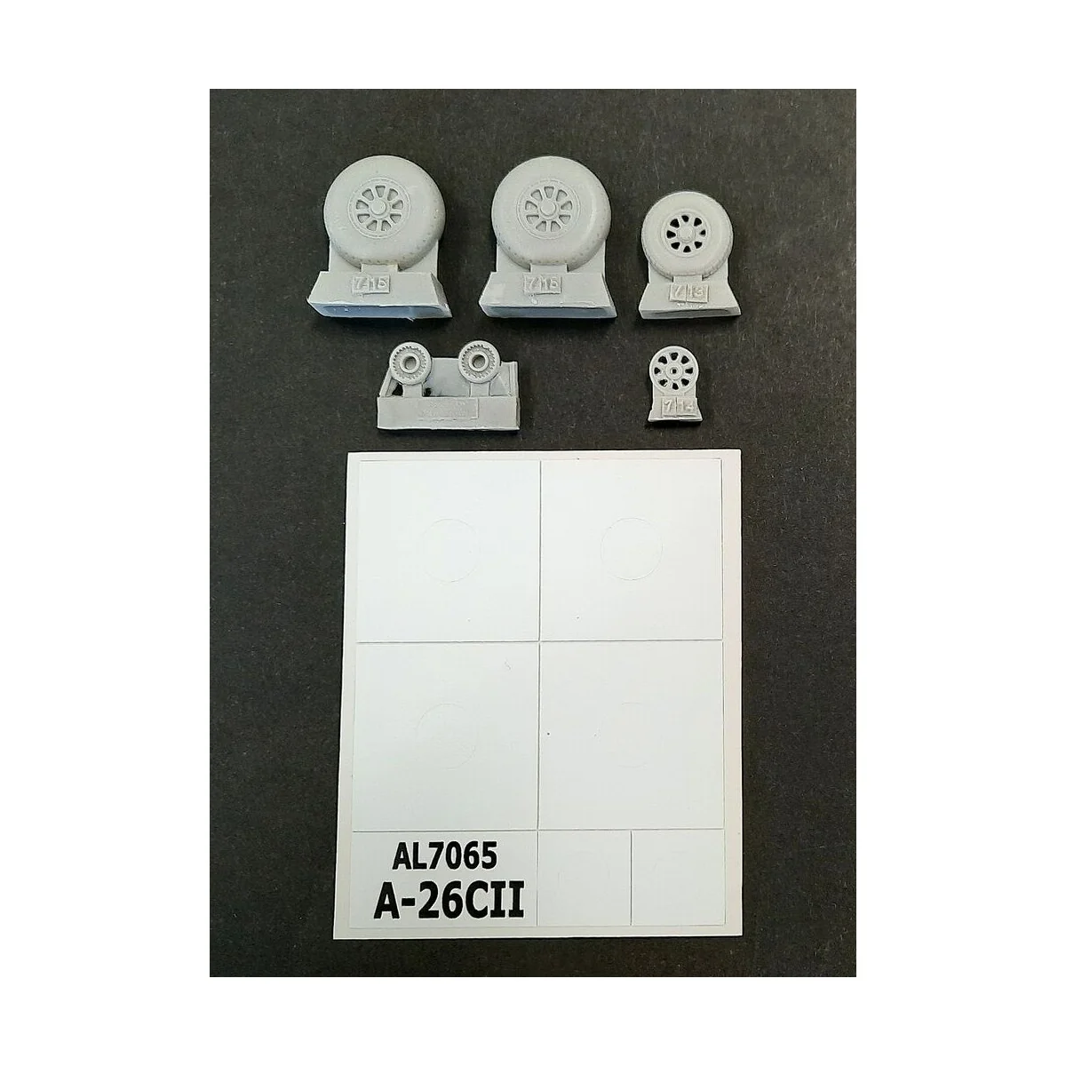 A-26C Invader wheelssmooth patern - Plus model AL7065