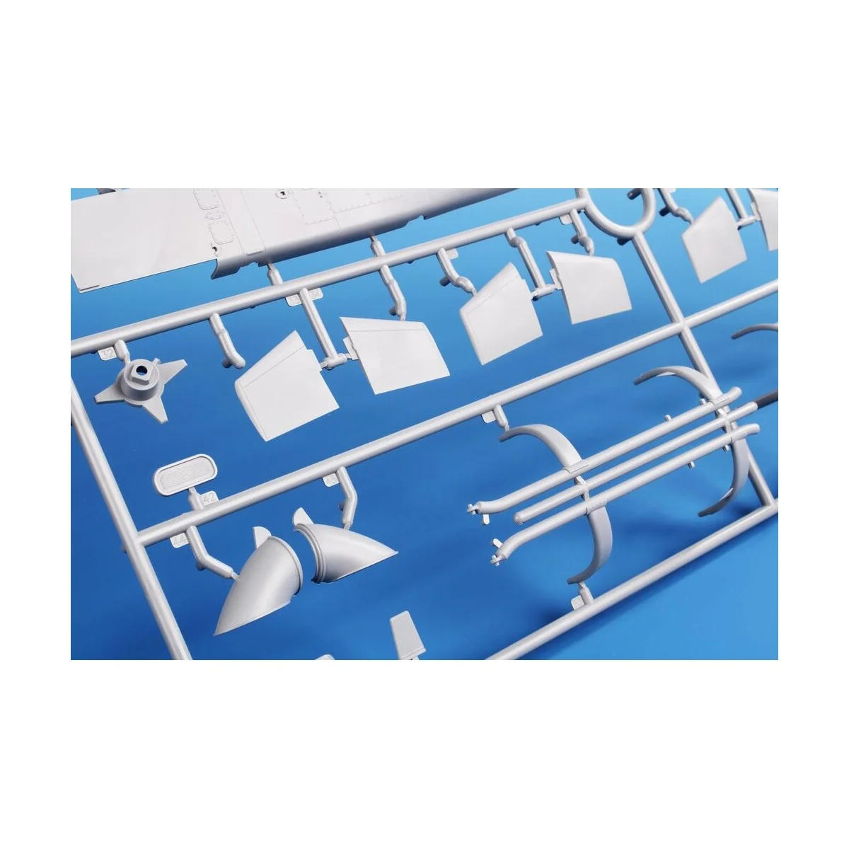 AH-1Q/S Cobra ‘Tank Hunter’ - Special Hobby 100-SH32090