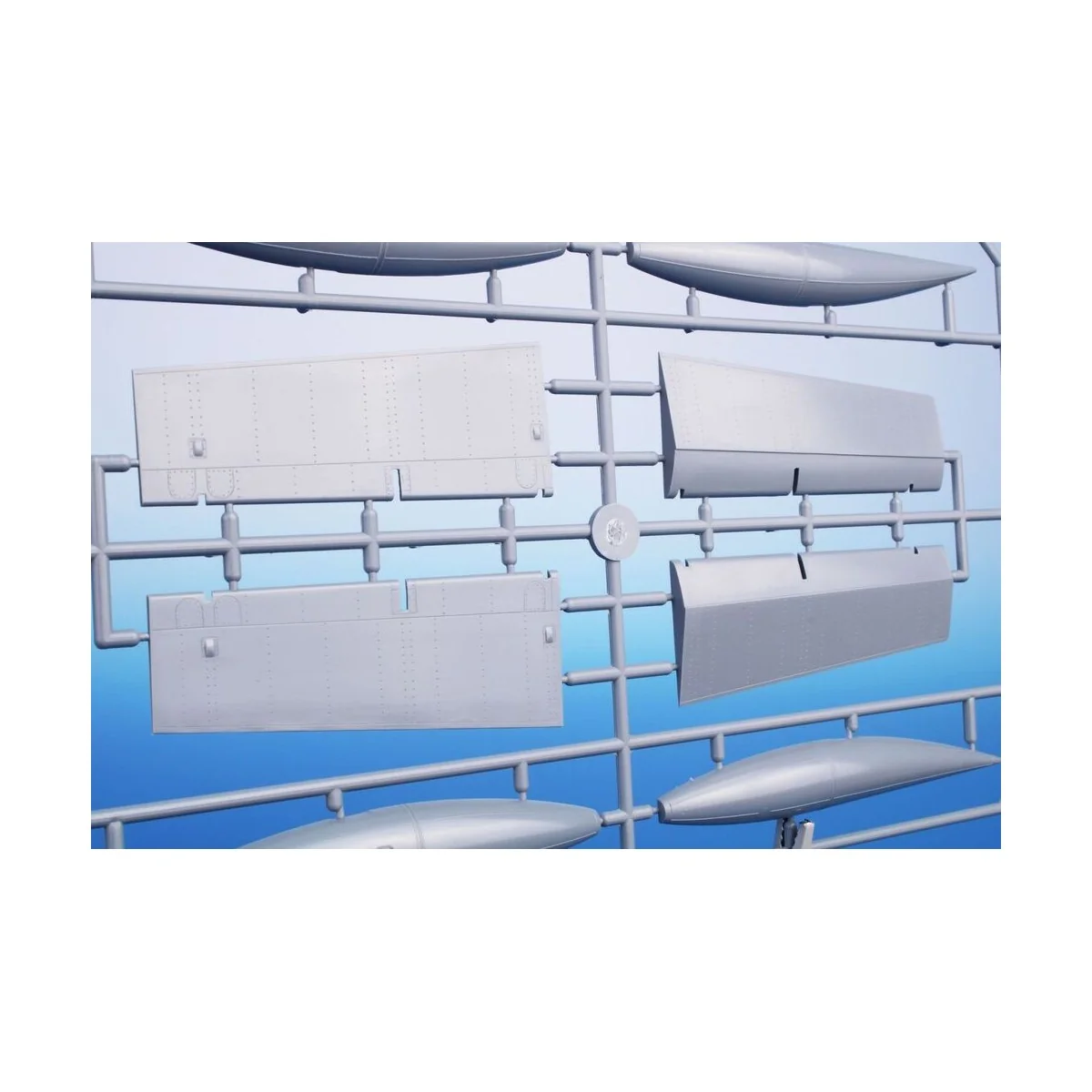 T-2 Buckeye "Camouflaged Trainer", 1/32 - Special Hobby 100-SH32059