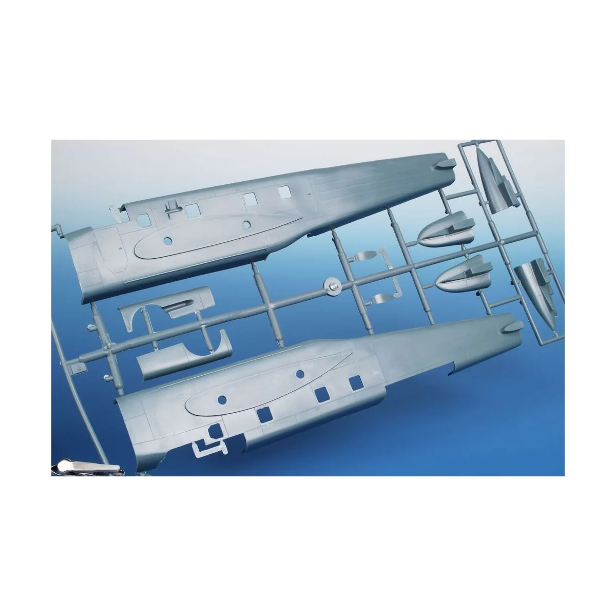 Fiat Br.20 Cicogna ‘Bomber over Two Continents’, 1/48 - Special Hob...