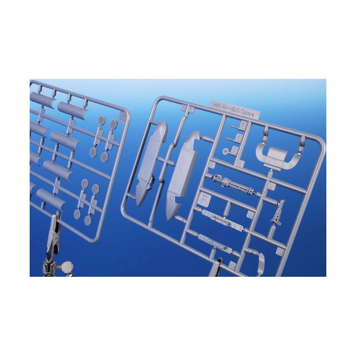 AH-1G Cobra ‘Marines/US Navy’, 1/48 - Special Hobby 100-SH48235 AH-1G Cobra ‘Marines/US Navy’, 1/48 - Special Hobby 100-SH48235