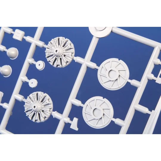 Tachikawa Ki-54Hei Hickory - Special Hobby 100-SH72270