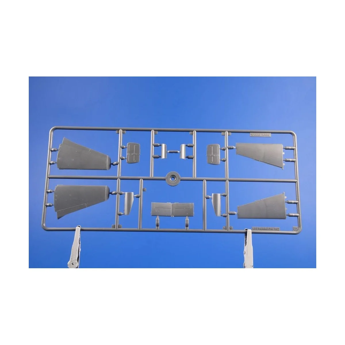 Heinkel He 162 Spatz, 1/72 - Special Hobby 100-SH72341 Heinkel He 162 Spatz, 1/72 - Special Hobby 100-SH72341