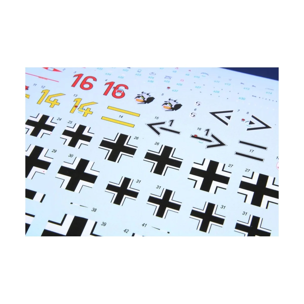 Messerschmitt Bf 109E-1 Lightly-Armed Emil, 1/72 - Special Hobby 10...