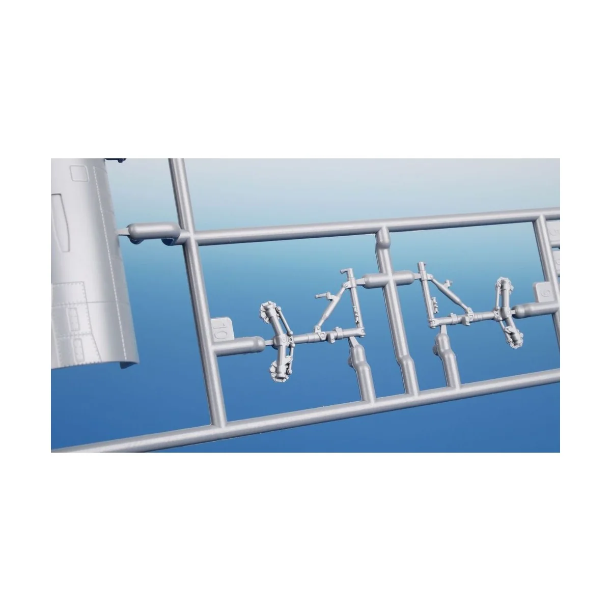 SAAB AJS-37 Viggen ‘Show Must Go On’, 1/72 - Special Hobby 100-SH72497 SAAB AJS-37 Viggen ‘Show Must Go On’, 1/72 - Special Hobby 100-SH72497