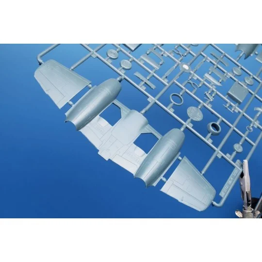 Gloster Meteor Mk.4 1/72 - Special Hobby 100-SH72498