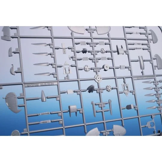 Seafire FR MK.47 ‘The Last Royal Navy Propeller Fighter’, 1/72 - Sp... Seafire FR MK.47 ‘The Last Royal Navy Propeller Fighter’, 1/72 - Sp...