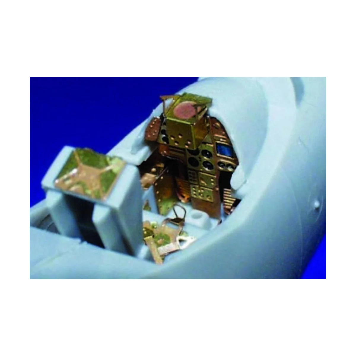 Sea Harrier FRS.1, 1/48 - Eduard Accessories FE165