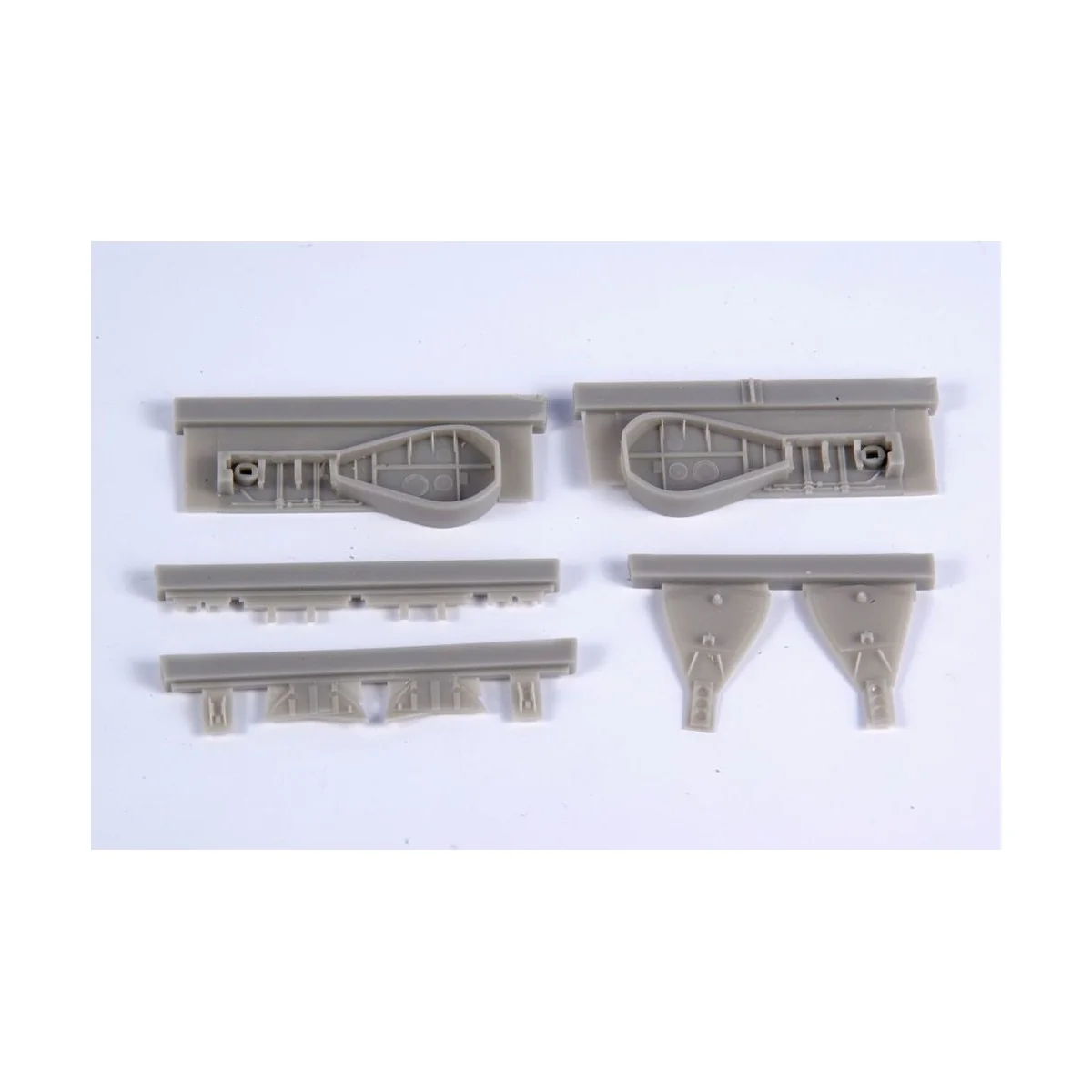 J2M3 Raiden (Jack)-Untercarriage Set, 1/48 - CMK 129-4371 J2M3 Raiden (Jack)-Untercarriage Set, 1/48 - CMK 129-4371