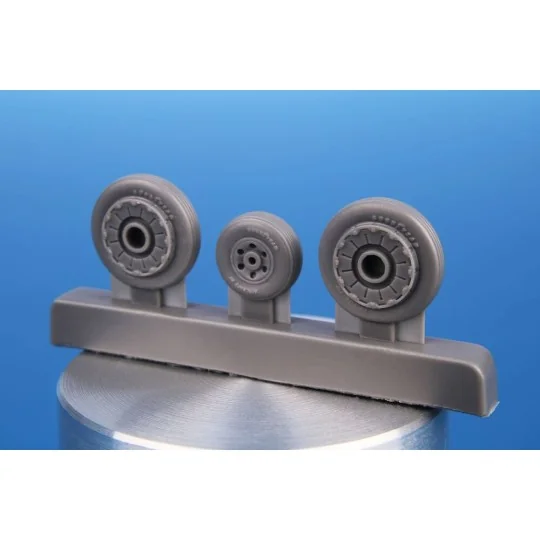 F9F Cougar Correction Wheels / for Kitty Hawk kits - CMK 129-4479