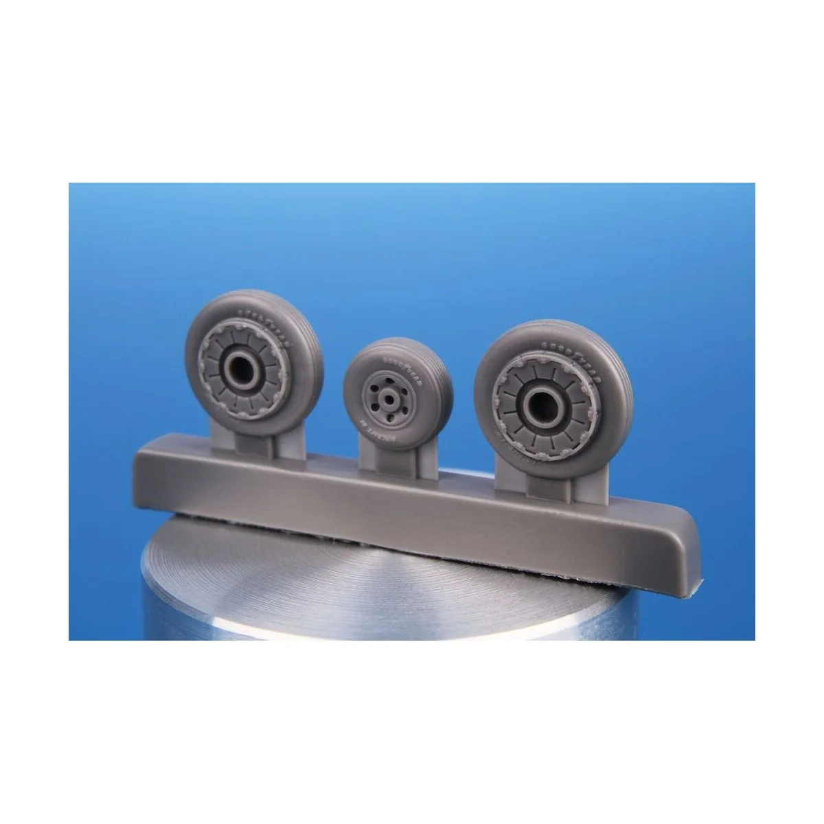 F9F Cougar Correction Wheels / for Kitty Hawk kits, 1/48 - CMK 129-...