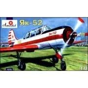Yakovlev Yak-52 Soviet two-seat sporting - Amodel AMO7270