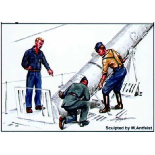 U-VII Besatzung bei der Torpedo Beladung, 1/72 - CMK 129-F72132 U-VII Besatzung bei der Torpedo Beladung, 1/72 - CMK 129-F72132