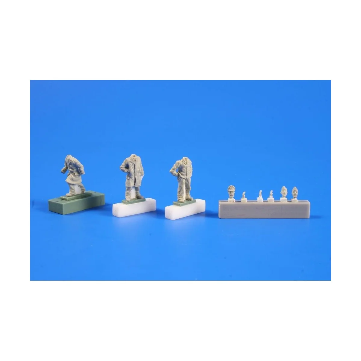 U-boat U-IX-Crew returning from a cruise, 1/72 - CMK 129-F72249 U-boat U-IX-Crew returning from a cruise, 1/72 - CMK 129-F72249