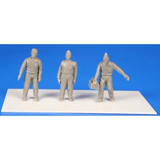 Japanese Army AF Mechanics,WWII (3 fig.) - CMK 129-F72290