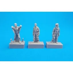 Two French Pilots and a Mechanic, 1/72 - CMK 129-F72308