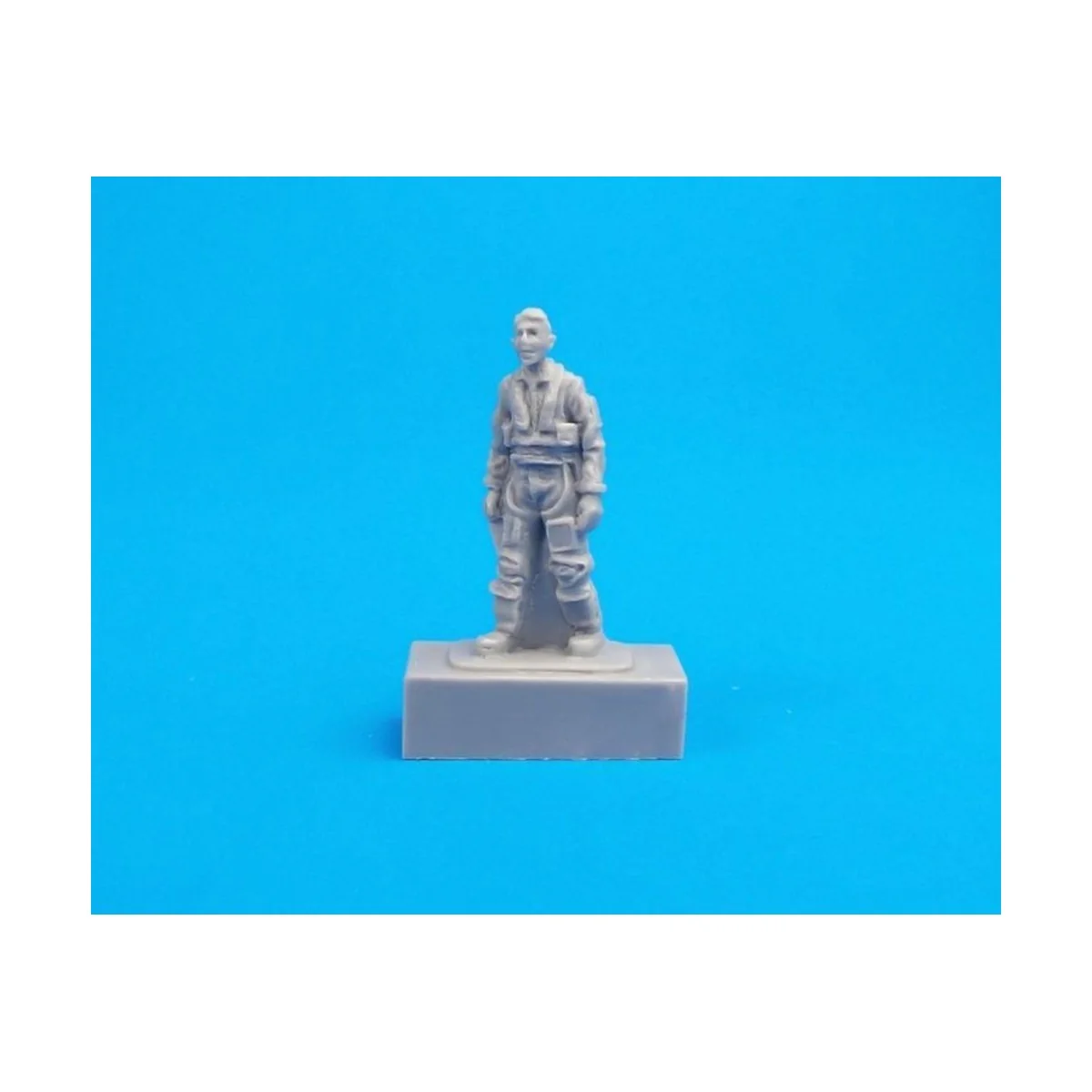 Two French Pilots and a Mechanic, 1/72 - CMK 129-F72308