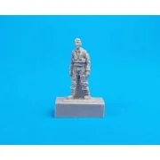 Two French Pilots and a Mechanic, 1/72 - CMK 129-F72308