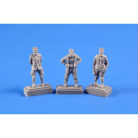 German WW1 Airmen-pilot(H.G.)in flight suit, pilot in uniform a.mec...