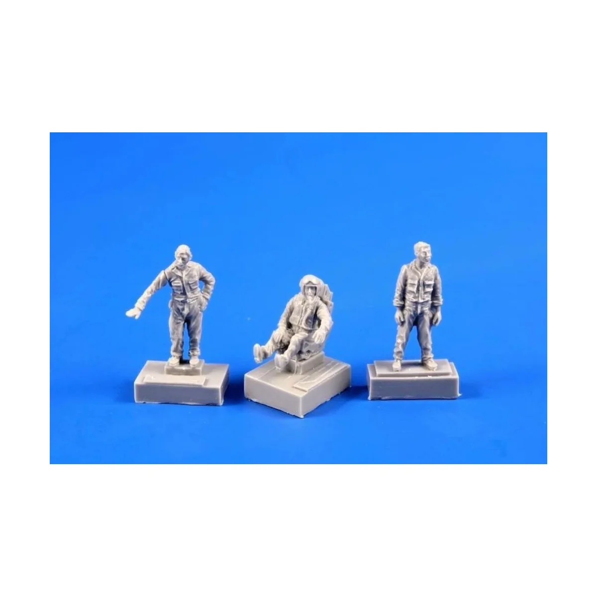 SMB-2 Fighter Pilot + Two Ground Crew (Israel Air Force), 1/72 - CM...