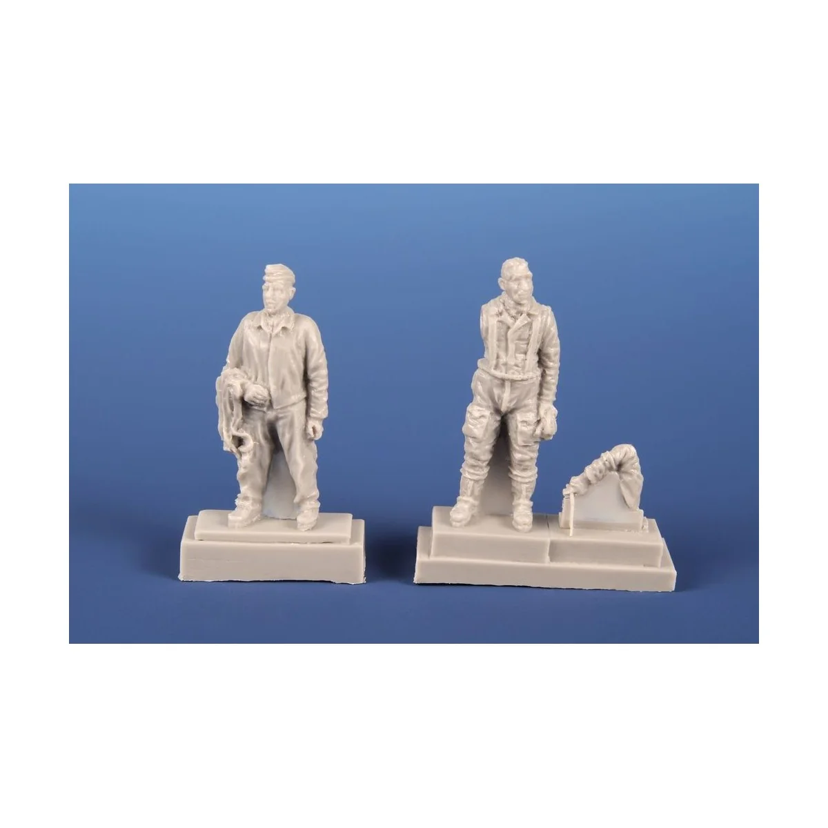 Bf 109E ace A. Galland and mechanic, 1/72 - CMK 129-F72369