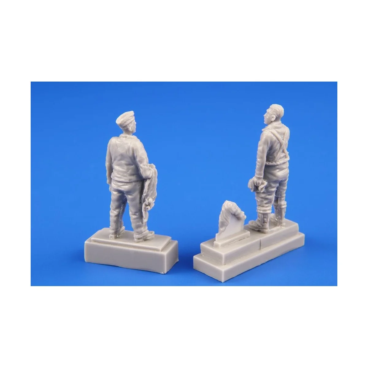 Bf 109E ace A. Galland and mechanic, 1/72 - CMK 129-F72369