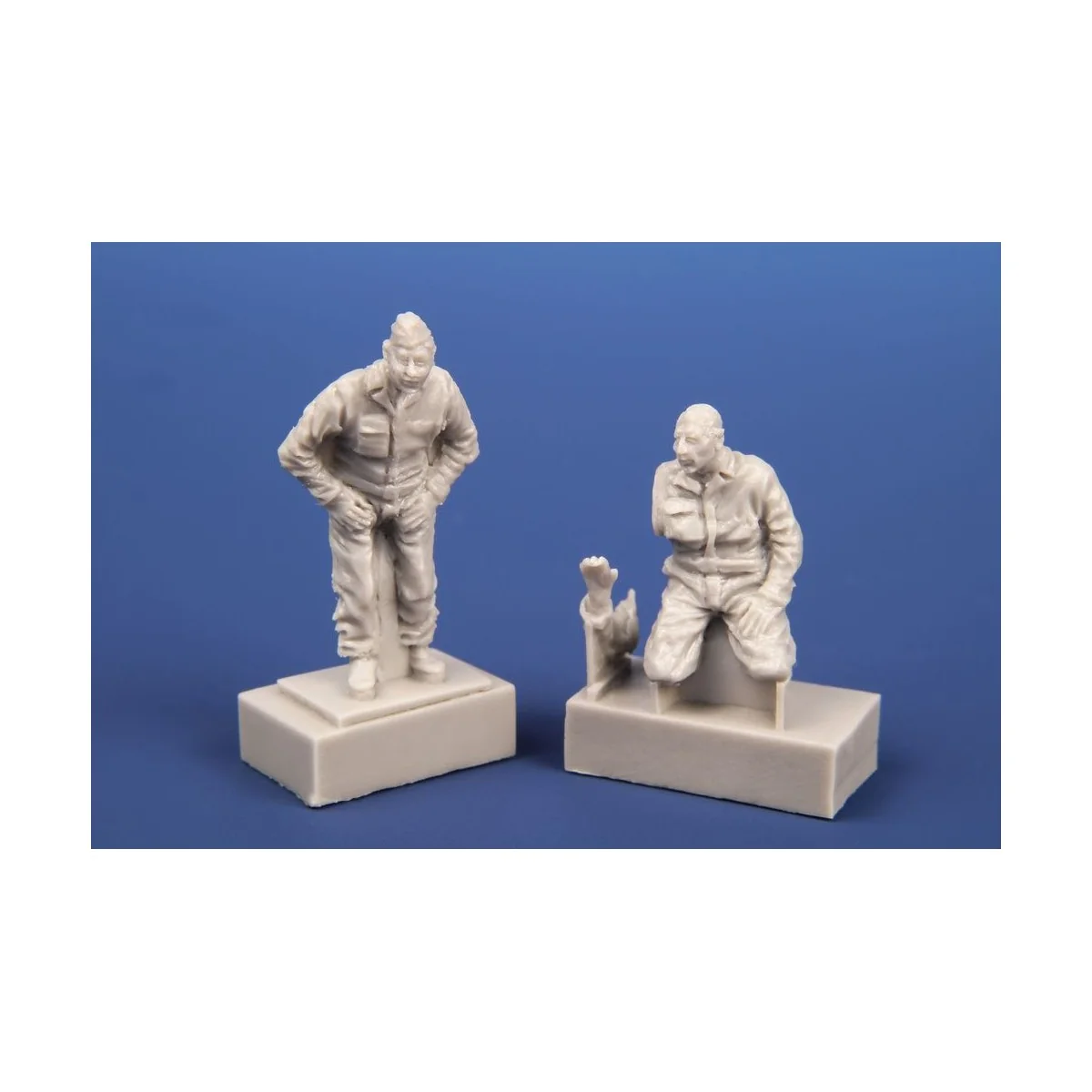 German He 162A Mechanics (2 pcs.), 1/72 - CMK 129-F72372 German He 162A Mechanics (2 pcs.), 1/72 - CMK 129-F72372