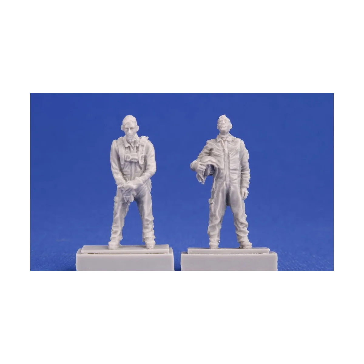 SF-260 Italian Pilots, 1/72 - CMK 129-F72375 SF-260 Italian Pilots, 1/72 - CMK 129-F72375