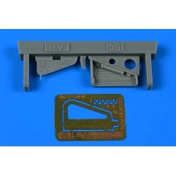 Fw 190D inspection panel - late - Aires 7379