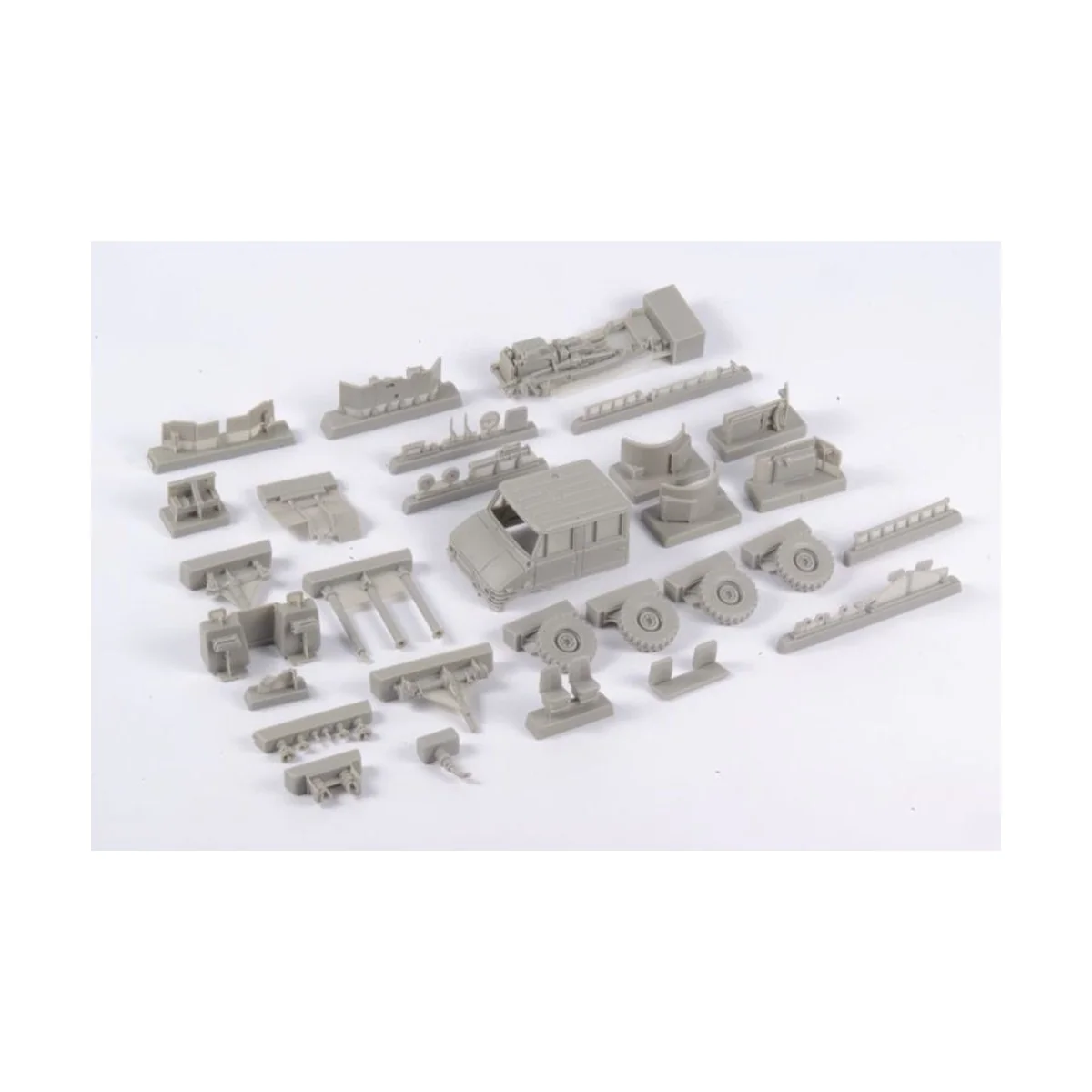 Unimog U406 DoKa Military Airport Tug + Towbar, 1/48 - CMK 129-8055