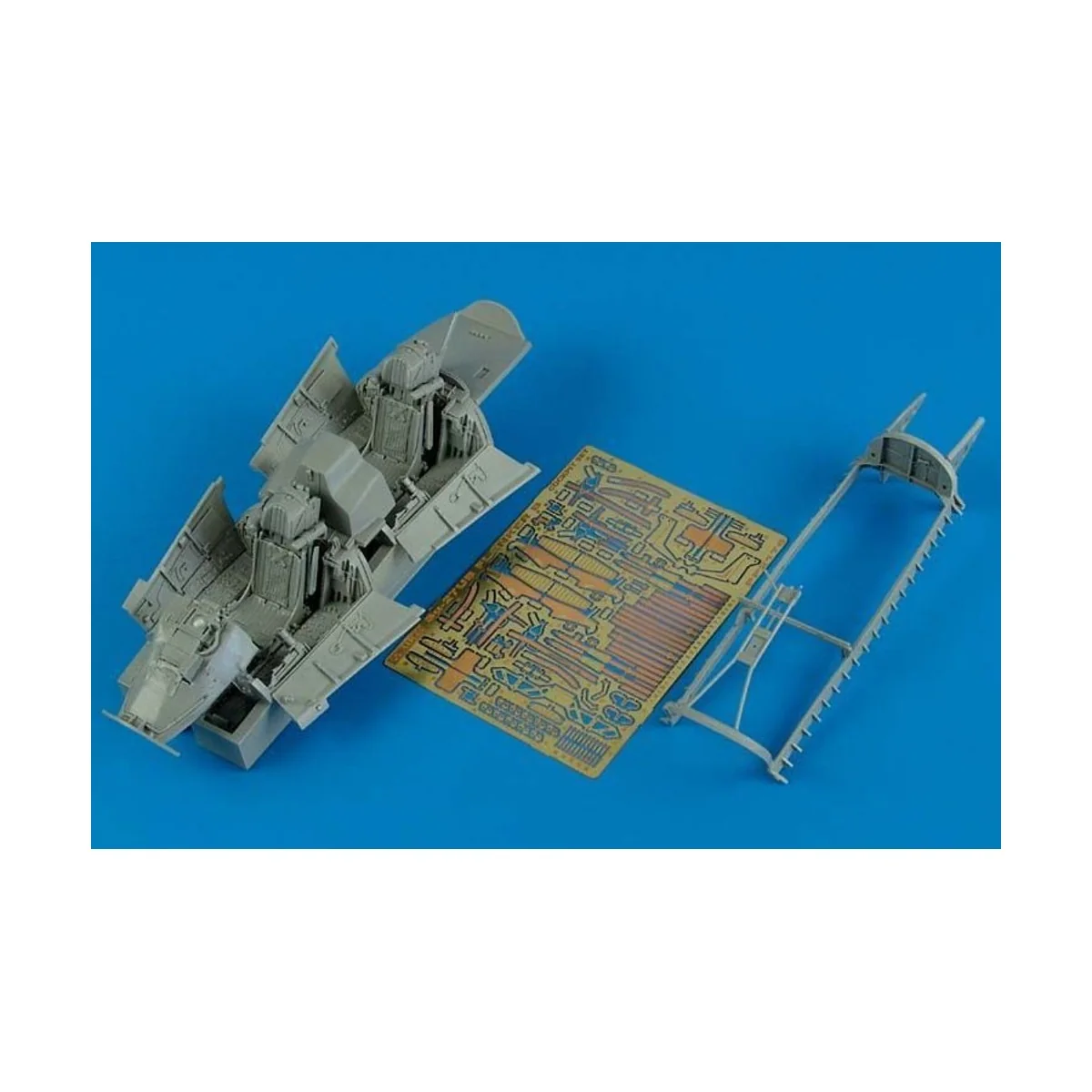 Su-27UB Flanker C cockpit set for TRU, 1/32 - Aires 2176 Su-27UB Flanker C cockpit set for TRU, 1/32 - Aires 2176