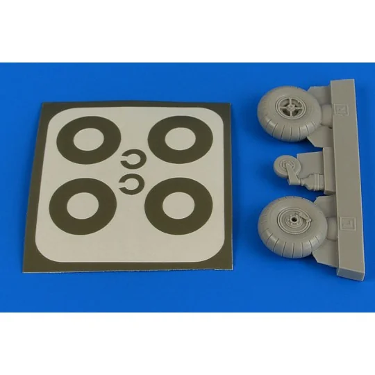 Bucker Bu 131 wheels & paint masks transverse tread w/o disc cover ...