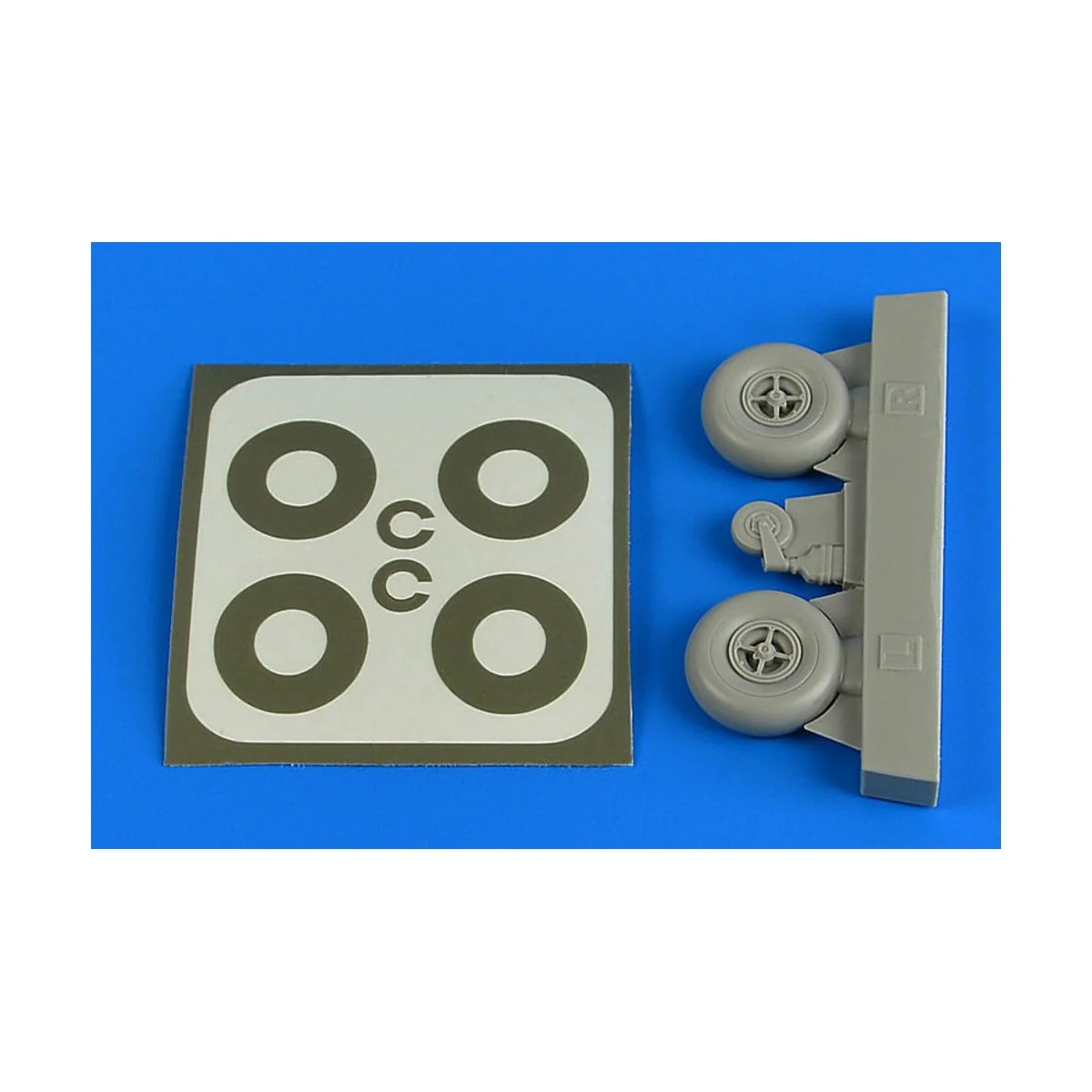 Bucker Bu 131 wheels & paint masks - Aires 2224