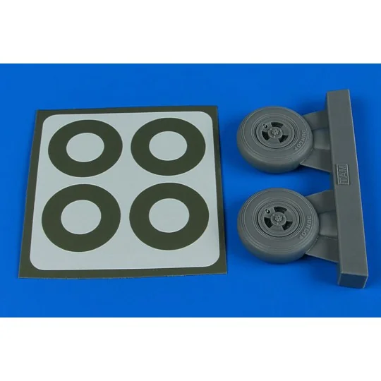 Spitfire Mk.IX wheels (3-spoke) & paint masks f. Tamiya, 1/32 - Air... Spitfire Mk.IX wheels (3-spoke) & paint masks f. Tamiya, 1/32 - Air...