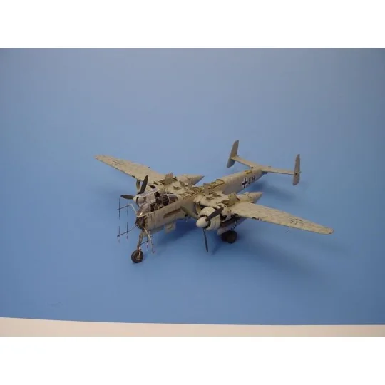 Heinkel He-219 A-7 UHU Super Detailset, 111 Resinteile, 98 Fotoätzt...